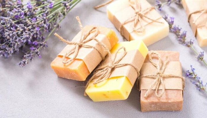 صرف 3 اجزاء سے گھر میں صابن کیسے بنائیں؟