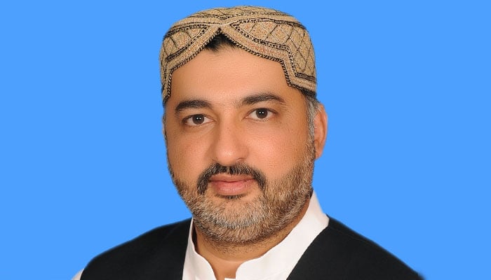 پی پی MNA جام عبدالکریم نے پاکستان واپسی کی ٹکٹ بک کروالی، ذرائع