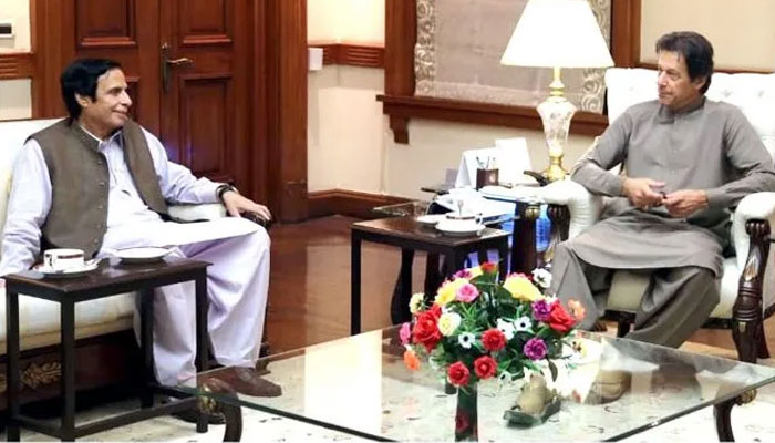 وزیراعظم کی پرویز الہٰی سے ملاقات، اپوزیشن کو بڑا سرپرائز
