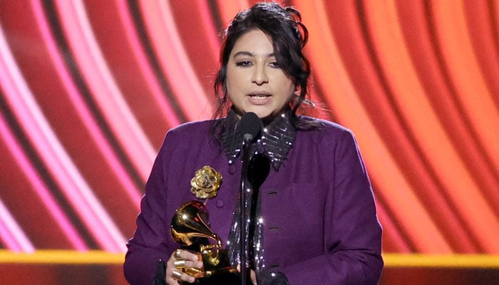 گریمی ایوارڈز، عروج آفتاب ایوارڈ جیتنے والی پہلی پاکستانی گلوکارہ بن گئیں