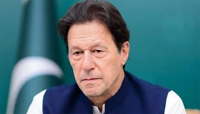 وزیرِ اعظم عمران خان —فائل فوٹو