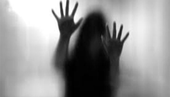 چیچہ وطنی: عامل کی 16 سالہ لڑکی سے مبینہ زیادتی