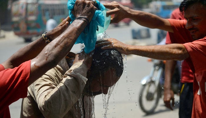 پاکستان اور بھارت میں طویل گرمیاں باعث تشویش ہیں، ماہر موسمیات اسکاٹ لینڈ