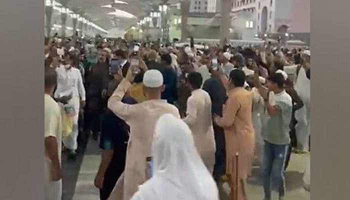 مسجد نبوی میں نازیبا الفاظ کا الزام، 5 پاکستانی شہری مدینہ منورہ میں گرفتار