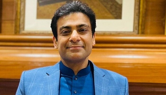 وزیرِاعلیٰ پنجاب حمزہ شہباز قطر میں ہونے کے باوجود متحرک