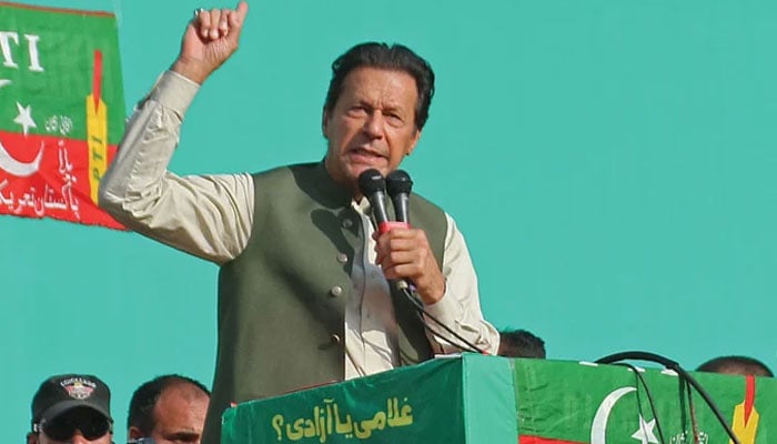 وعدہ ہے سندھ کو آصف زرداری سے آزاد کرانا ہے، عمران خان