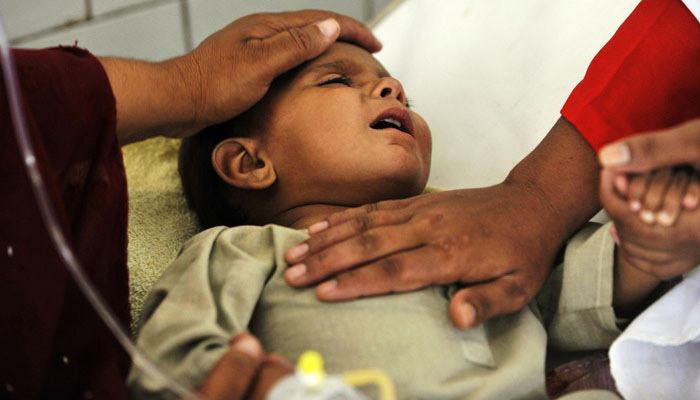 سندھ : 24گھنٹوں میں 2400 بچے ڈائریا کا شکار