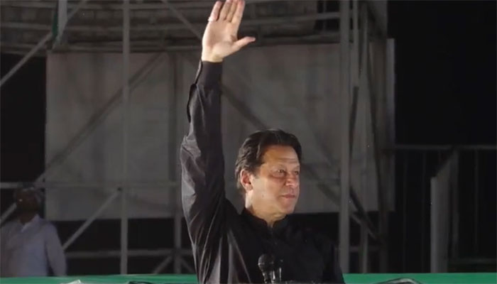 یہ سیاست نہیں ہورہی، انقلاب آرہا ہے، عمران خان