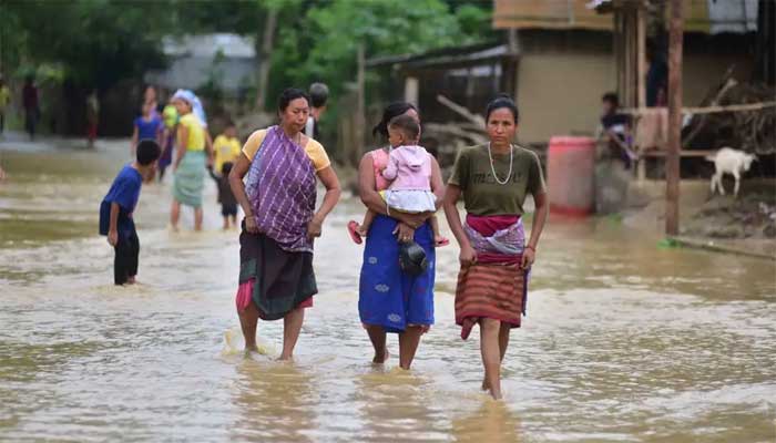 بھارت: آسام اور کرناٹک میں بارش سے لینڈ سلائیڈنگ اور سیلاب، 10 افراد ہلاک
