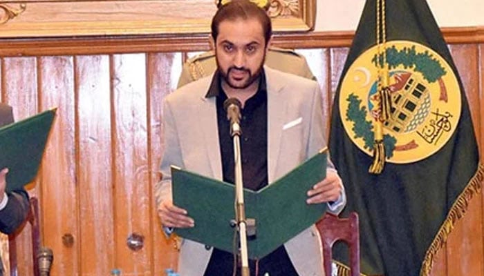 تحریک عدم اعتماد، وزیراعلیٰ بلوچستان نے وزراء کو فارغ کردیا