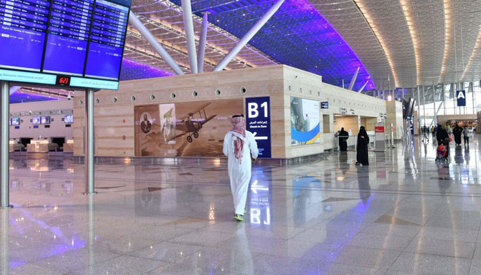کورونا کا دوبارہ پھیلاؤ: سعودی عرب نے اپنے شہریوں کے 16 ممالک کے سفر پر پابندی لگادی