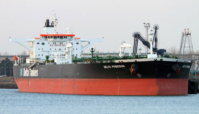 ایران نے یونان کے دو تیل بردار بحری جہاز ضبط کرلیے