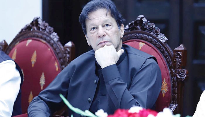 اسلام آباد بار کونسل کے پروگرام میں وکلا کے عمران خان سے سخت سوالات