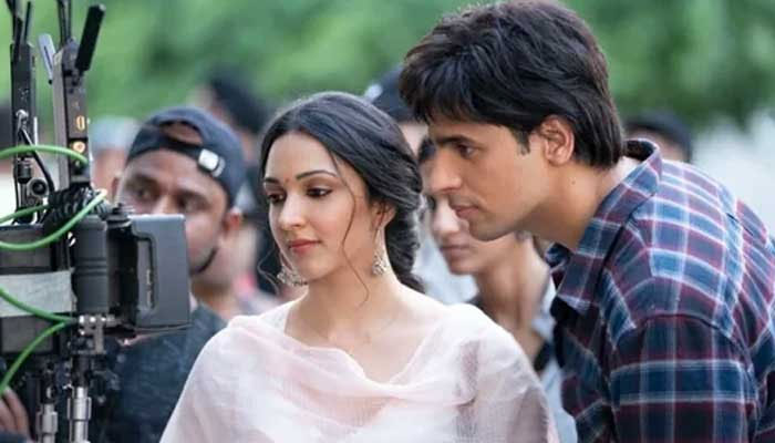 'Pink Villa Awards': Sidharth Malhotra, rumored beau Kiara Advani set the stage on fire  