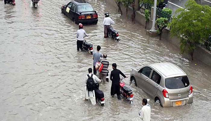کراچی والے خطرناک موسم کے لیے تیار ہوجائیں