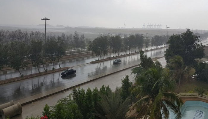 کراچی میں آج شام آندھی اور تیز بارش کا امکان