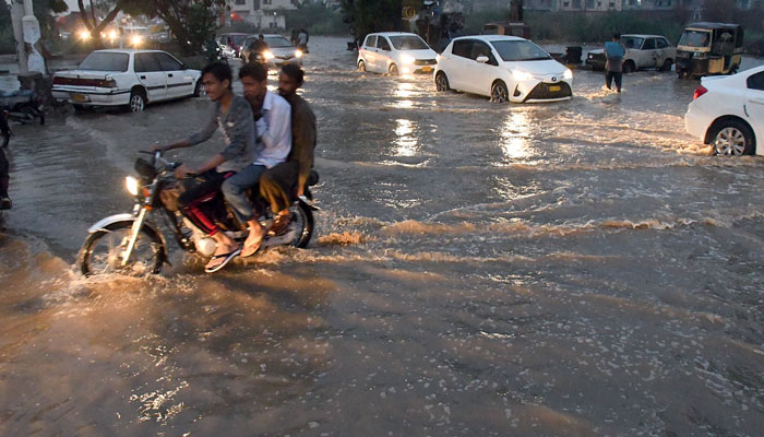 کوئٹہ میں دھواں دھار بارش، 3 افراد جاں بحق