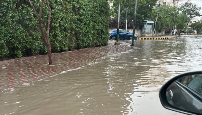 کراچی: کہاں کتنی بارش ہوئی؟ محکمہ موسمیات نے ڈیٹا جاری کر دیا