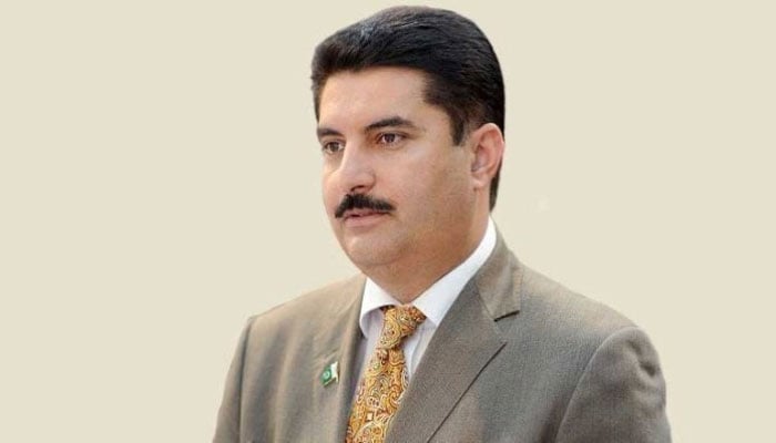 عمران خان نے غیر ملکی فنڈنگ پر وطن دشمنی کا بیانیہ اختیار کیا، فیصل کریم کنڈی