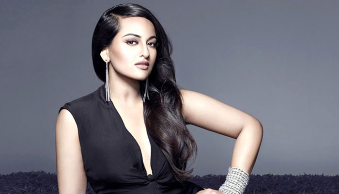 Sonakshi Sinha does 'Inn Ankho Ki Masti