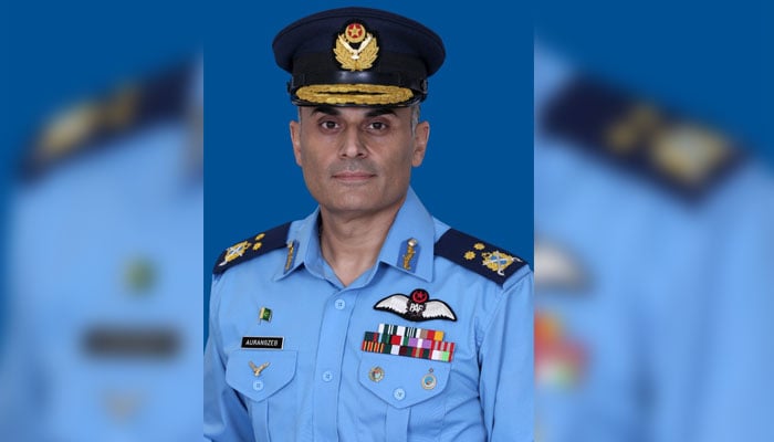ایئر وائس مارشل اورنگزیب احمد—فائل فوٹو