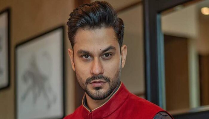 Kunal Khemmu to make his Directorial Debut with 'Madgaon Express'