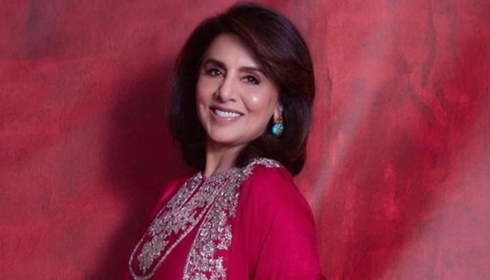 Neetu Kapoor announces a project with Sunny Kaushal