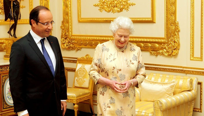 ملکہ نے بیٹلز کی موسیقی سننے کی فرمائش کی تھی، سابق فرانسیسی صدر
