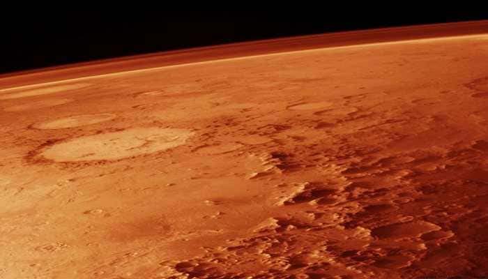 جیمز ویب ٹیلی اسکوپ کی کھینچی گئی مریخ کی اولین تصاویر جاری