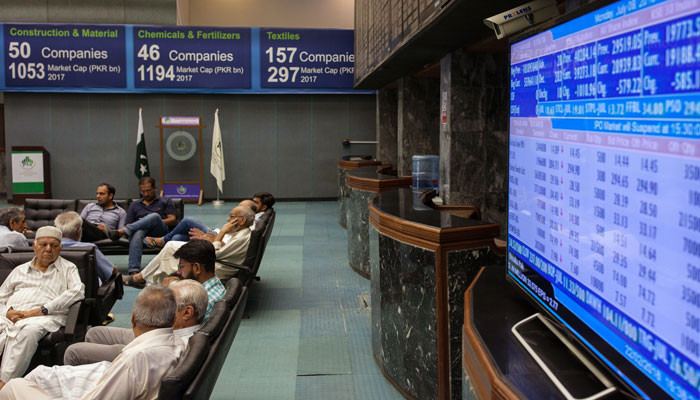 The PSX 100 index rose by 260 points