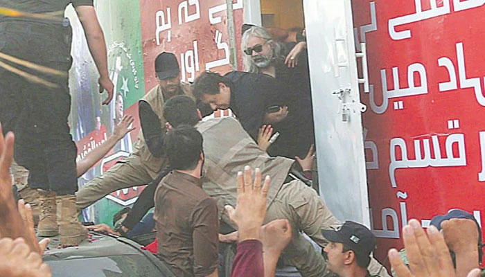 عمران خان پر حملے کا کیس، پنجاب حکومت نے جےآئی ٹی تشکیل دے دی