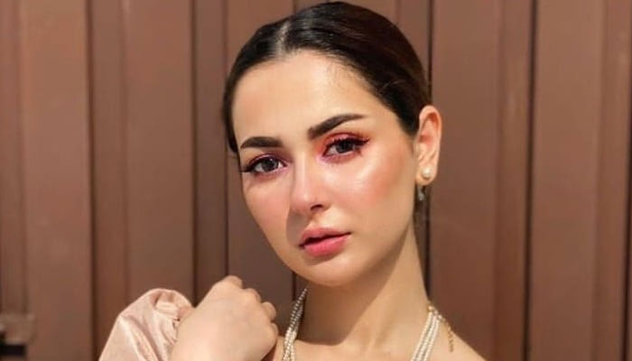 Hania Amir gets harassed in Gujranwala post meet and greet  