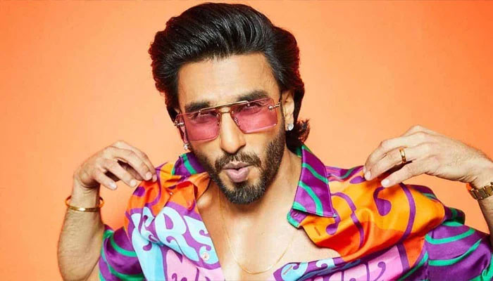 Ranveer Singh hums a song with Akon, enjoys day out at Abu Dhabi GP