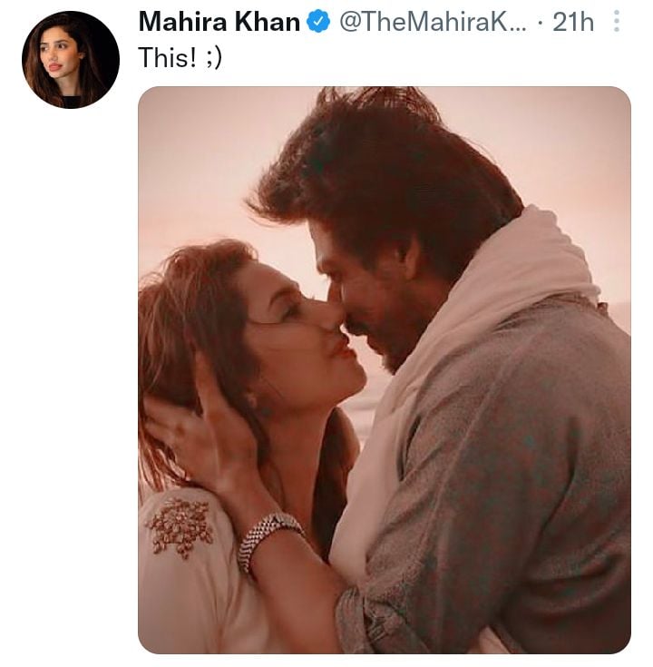 Mahira Khan Holds Zaalima With Shah Rukh Khan Close To Her Heart 