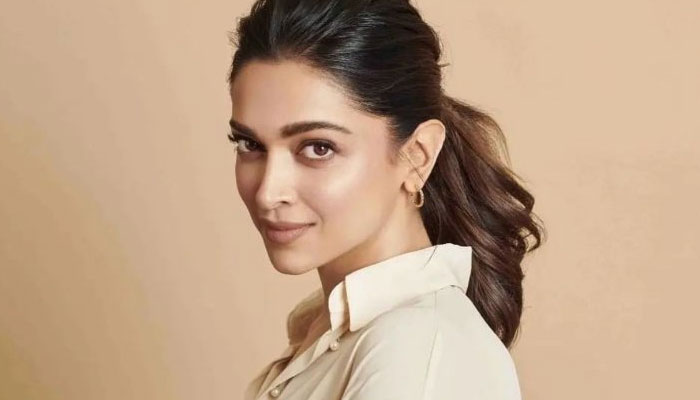 Deepika Padukone to head to Qatar for trophy exhibit 