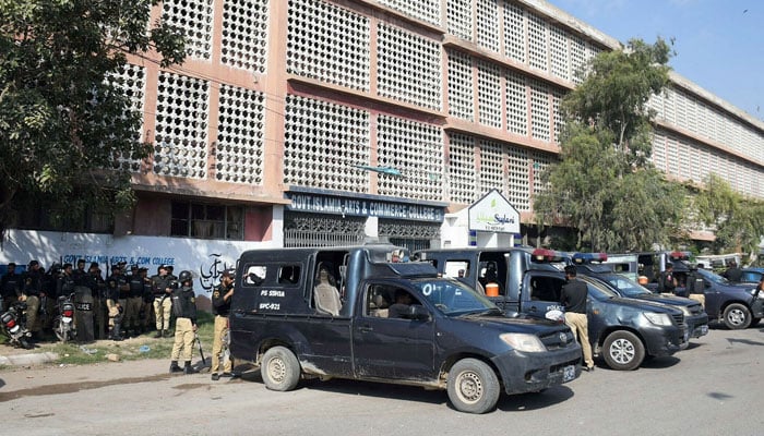 اسلامیہ کالج کراچی کے متاثرہ طلبہ کی دور دراز علاقوں میں منتقلی کا فیصلہ