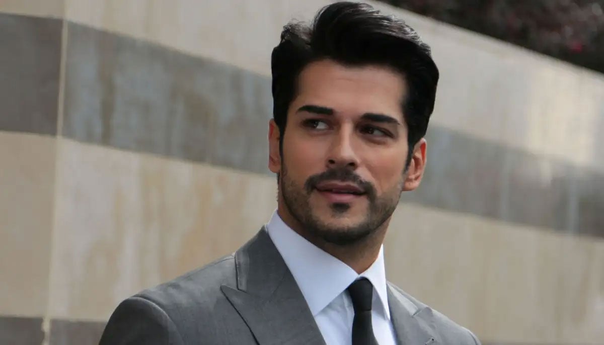 Burak Ozcivit, son have some good time together