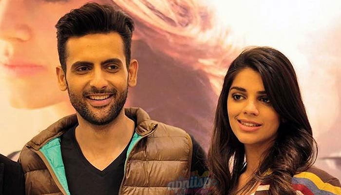 Mohib Mirza is head over heels in love with Sanam Saeed