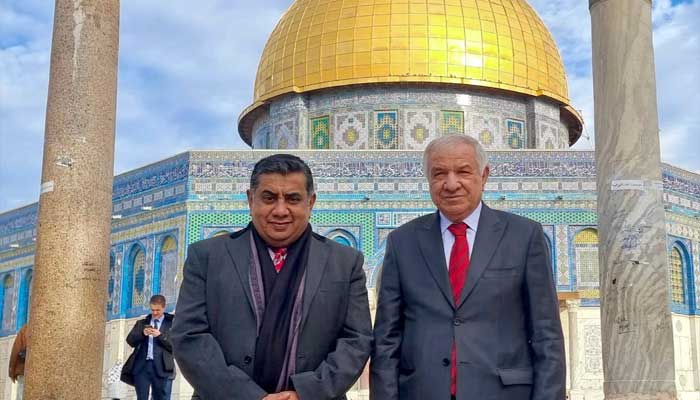برطانوی وزیر برائے مشرق وسطیٰ نے مسجد اقصیٰ میں نماز ادا کی