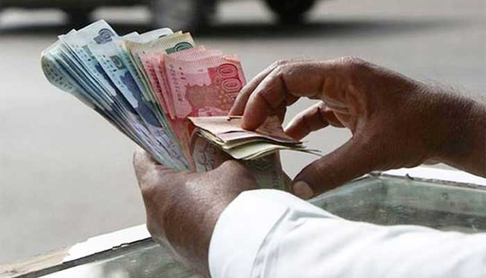 پنجاب: نجی سود کا لین دین کرنے والوں کو 10سال قید، 5 لاکھ روپے جرمانہ ہوگا