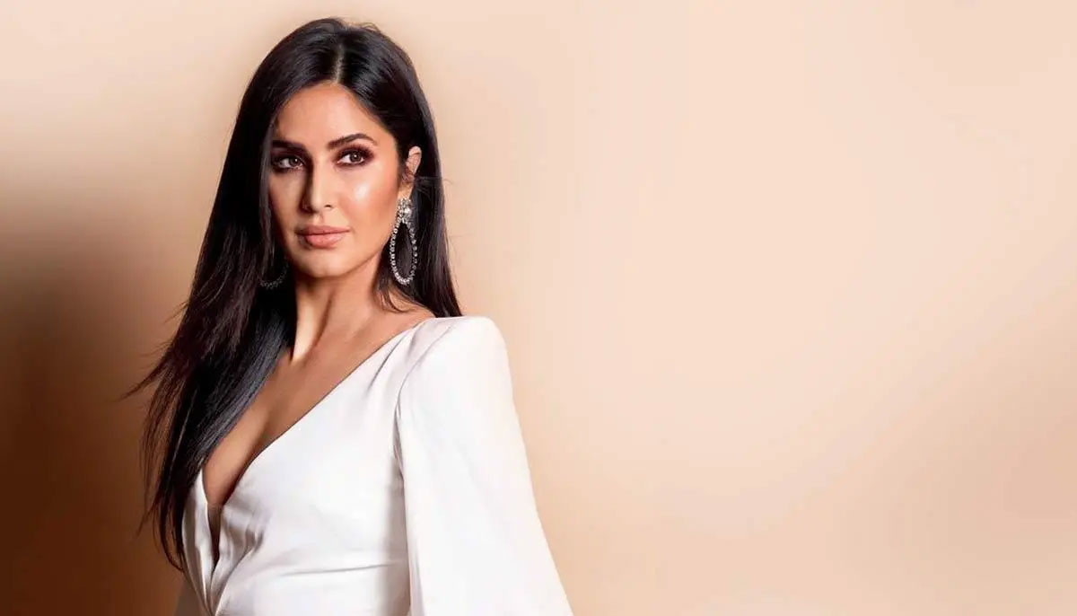 Katrina Kaif celebrates 70 million followers on Instagram, makes 'clicking expression'