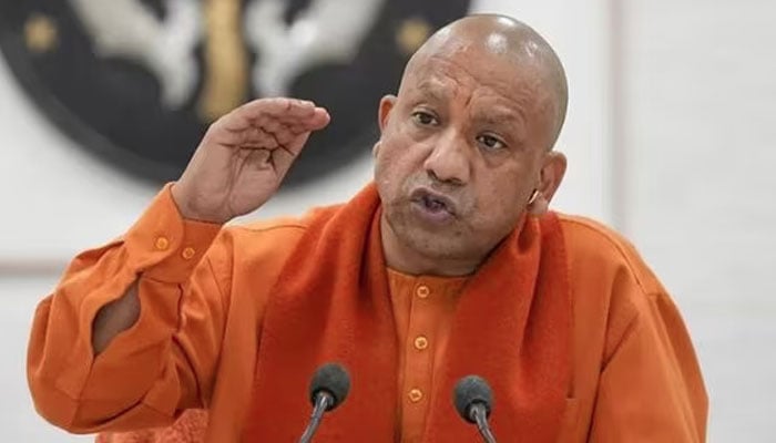 فلم پٹھان کے گانے پر یوگی آدتیہ ناتھ نے تبصرہ کردیا