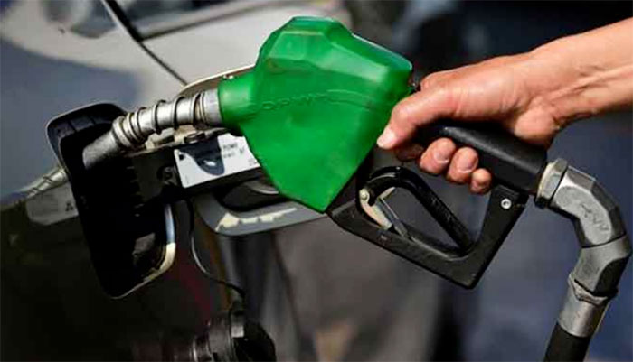 پیٹرول کی فی لیٹر قیمت میں 22 روپے 20 پیسے اضافہ