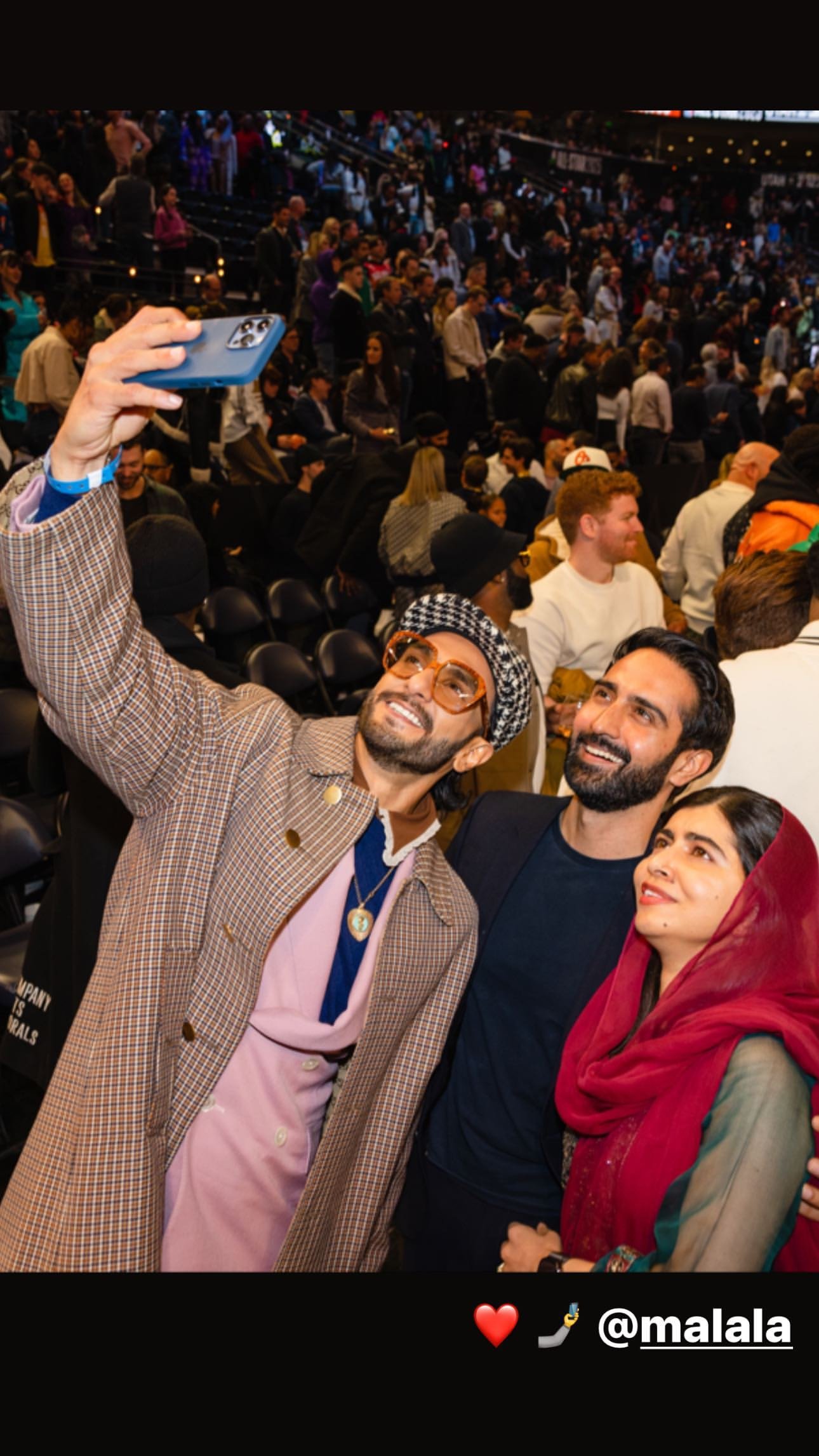 Ranveer Singh meets Ben Affleck, Hasan Minhaj at NBA All-Star game, see  pics - Entertainment News