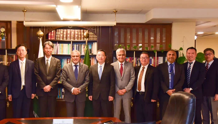Ishaq Dar’s meeting with a delegation of ADB CEOs

 MIGMG News