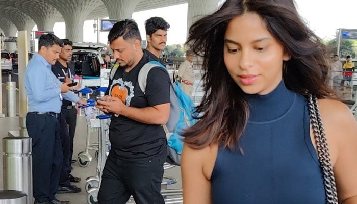 Suhana Khan flaunts her new hairstyle at airport, looks uber-cool 