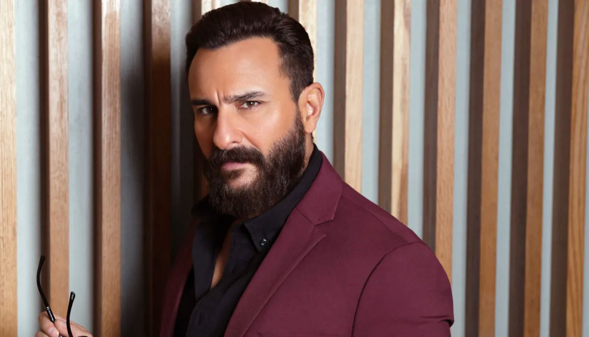 Saif Ali Khan shuns paparazzi creating a ruckus outside his home 