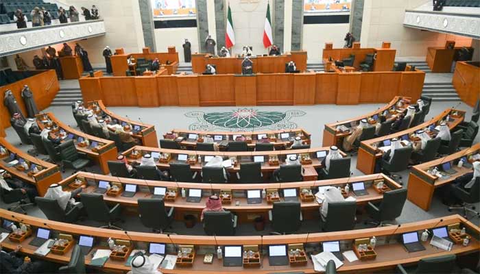 کویت: 2022 کے انتخابات کالعدم قرار، عدالت کا سابق پارلیمنٹ بحال کرنے کا حکم