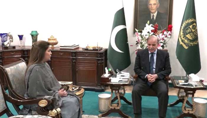 وزیراعظم شہباز شریف سے وفاقی وزیر تخفیف غربت شازیہ مری کی ملاقات