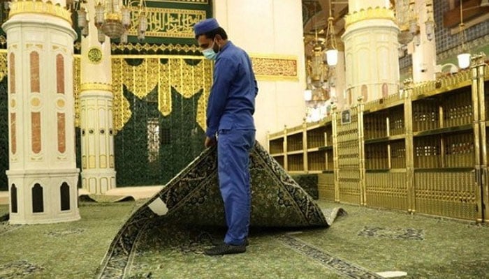 رمضان میں مسجد نبوی ﷺ میں کس حد تک صفائی انتظامات بڑھائے جاتے ہیں؟